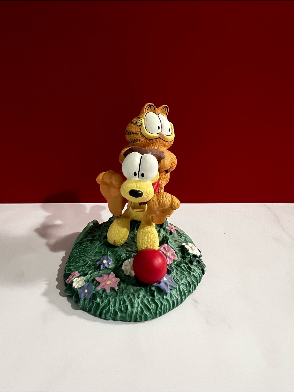 Danbury Mint Garfield 'Easy Rider' Base - Green Felt with Gold Label